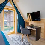 Osada Bachledzki Wierch, Odkryj-zakopane Chalet *